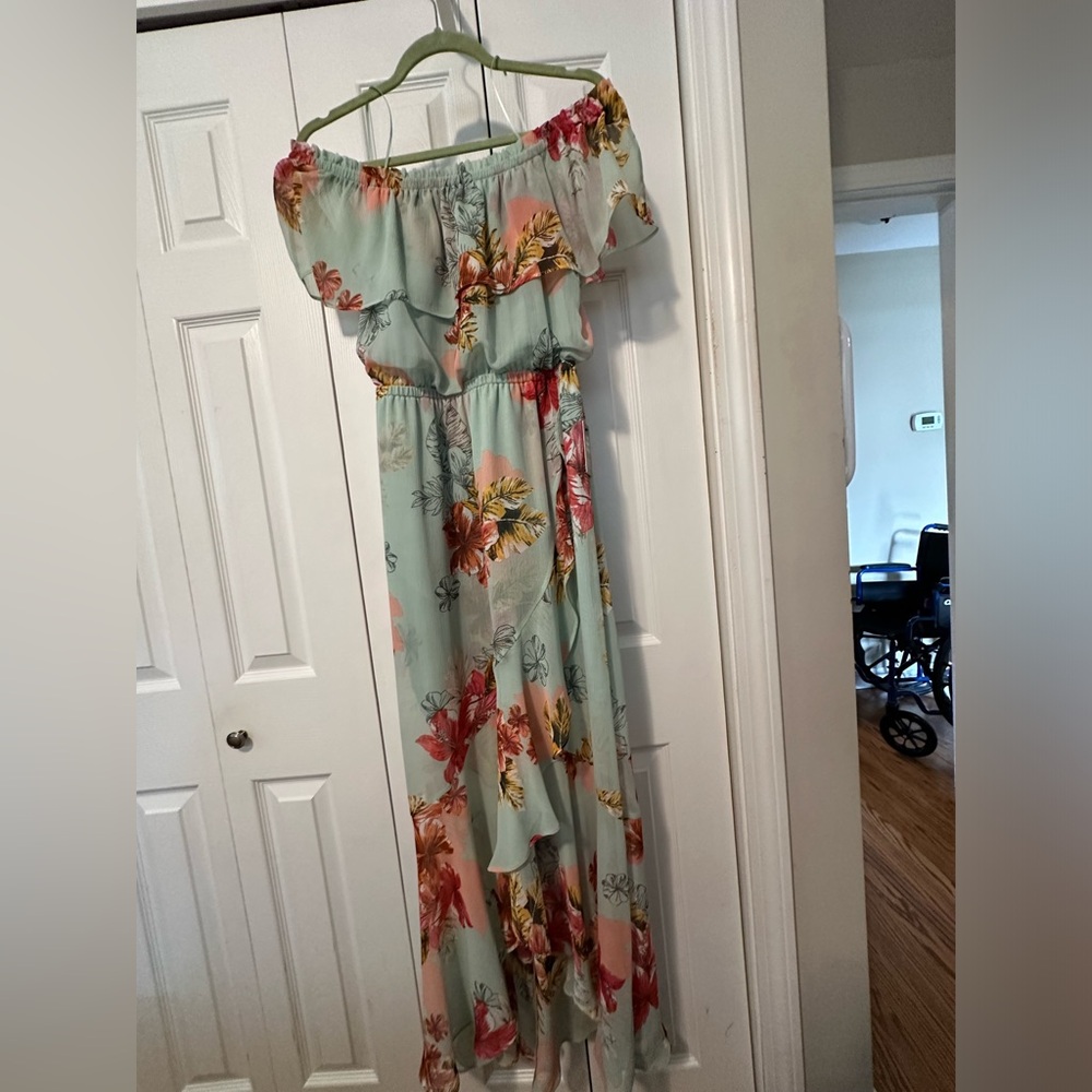 Express NWT high low dress.